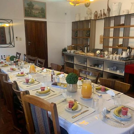 Victoria Oaks Guesthouse Victoria West エクステリア 写真