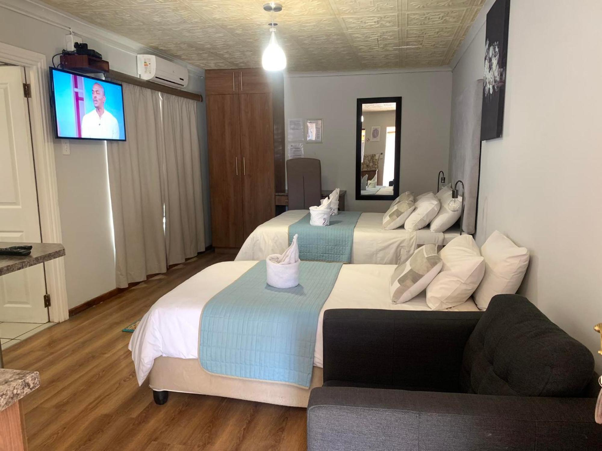 Victoria Oaks Guesthouse Victoria West エクステリア 写真
