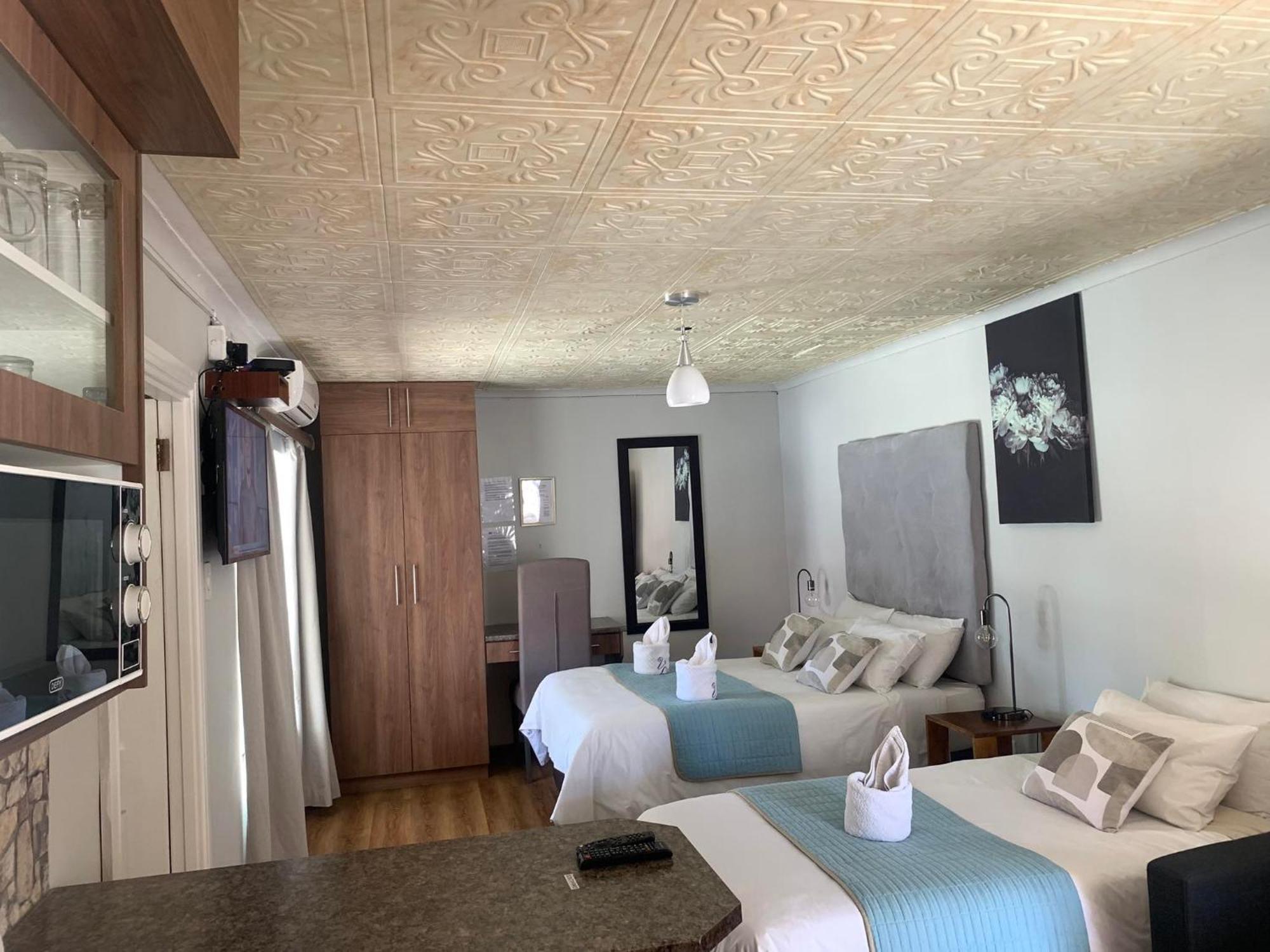 Victoria Oaks Guesthouse Victoria West エクステリア 写真